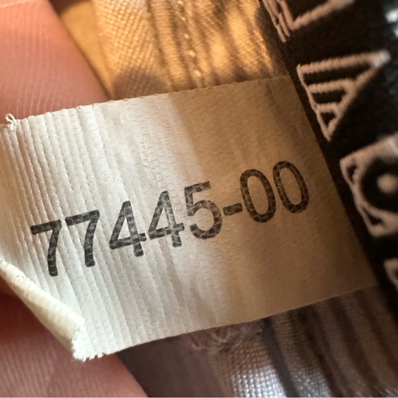 Travis Mathew Men’s size 32 Beck Hybrid Stretch Shorts Blue grey Striped - Picture 7 of 7